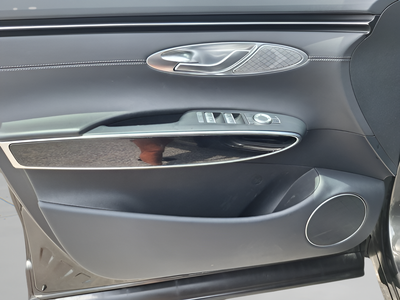 2023 Genesis GV70 2.5T