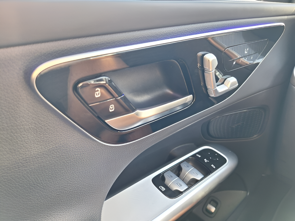 2023 Mercedes-Benz GLC GLC 300