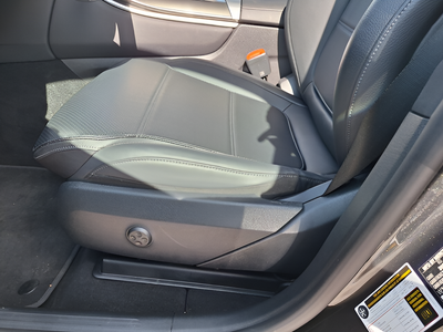 2023 Mercedes-Benz GLC GLC 300