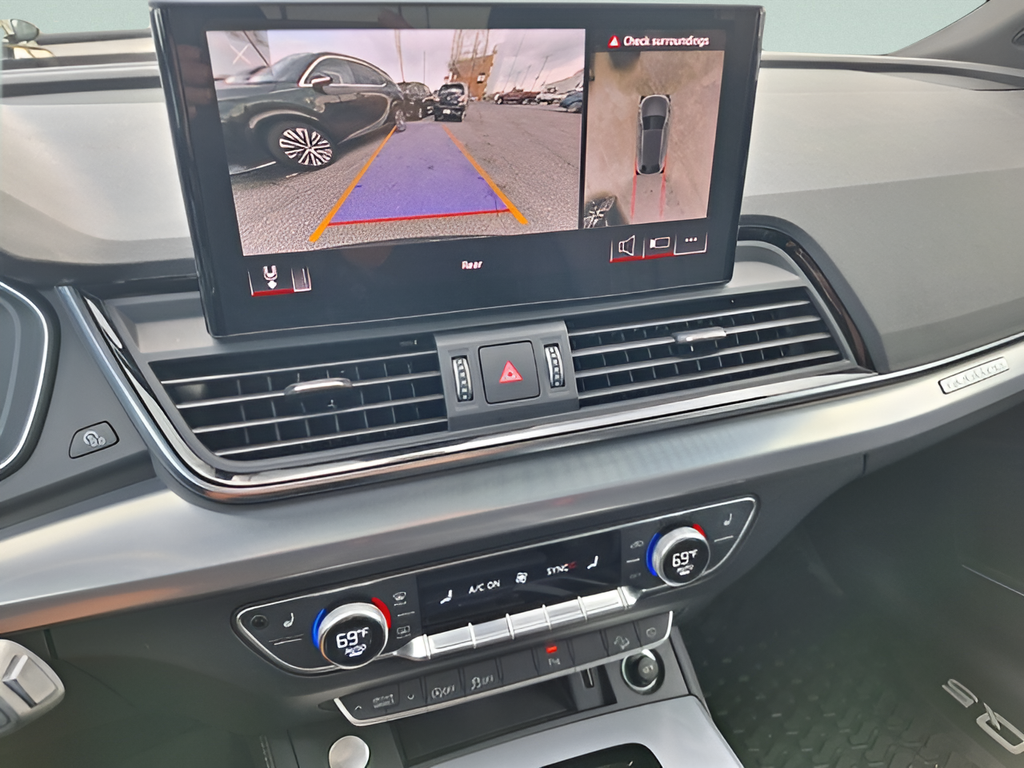 2023 Audi Q5 Sportback S line Premium Plus
