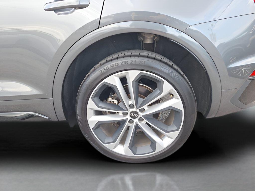 2023 Audi Q5 Sportback S line Premium Plus