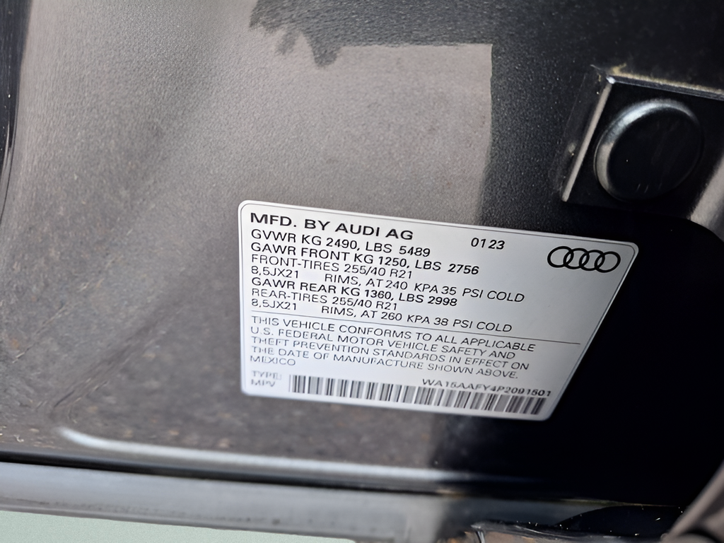 2023 Audi Q5 Sportback S line Premium Plus