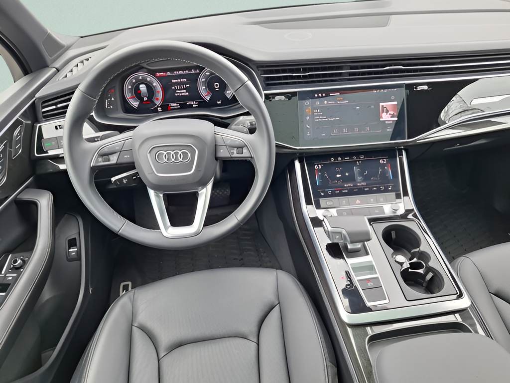 2025 Audi Q7 Premium Plus