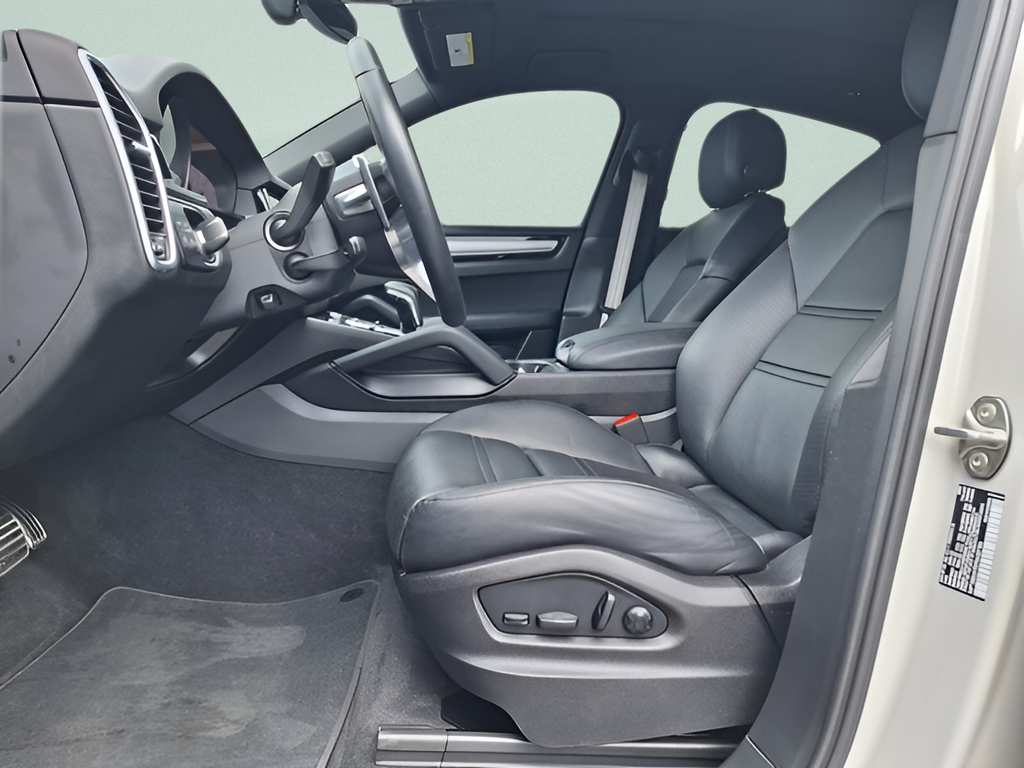 2023 Porsche Cayenne S
