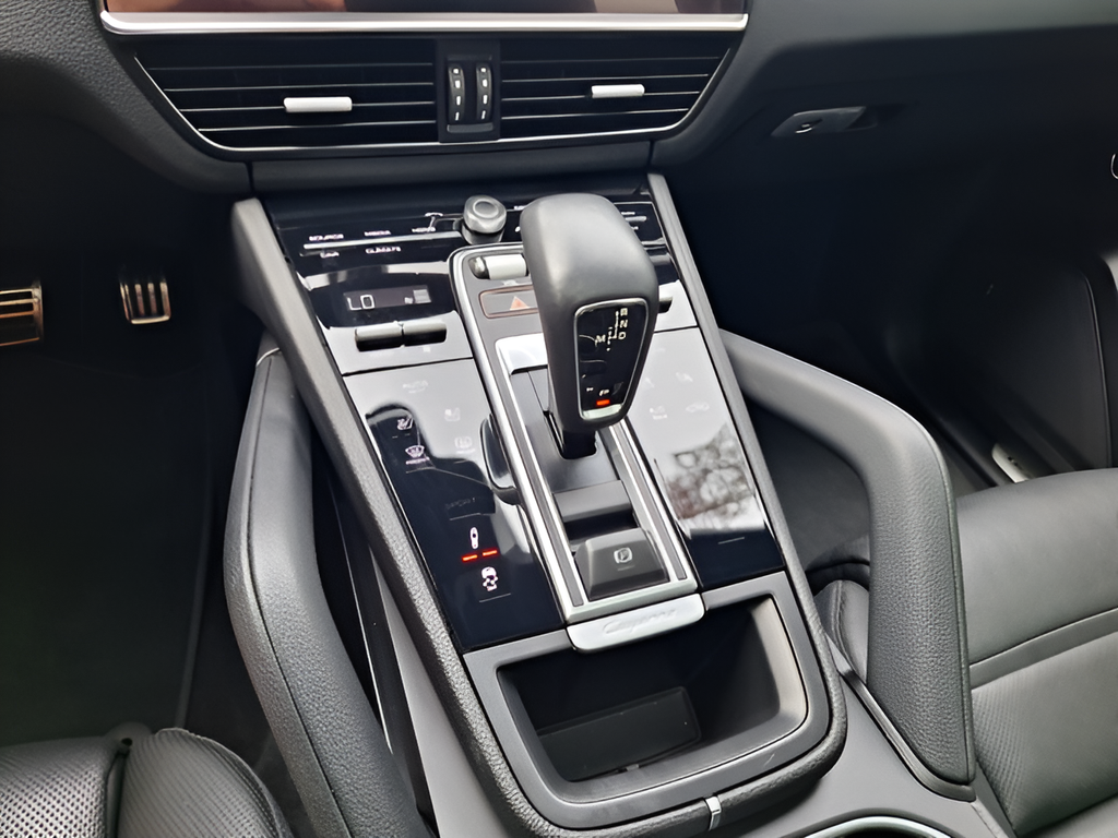 2023 Porsche Cayenne S