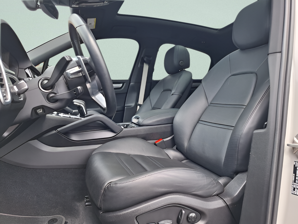 2023 Porsche Cayenne S
