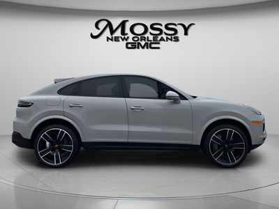 2023 Porsche Cayenne S