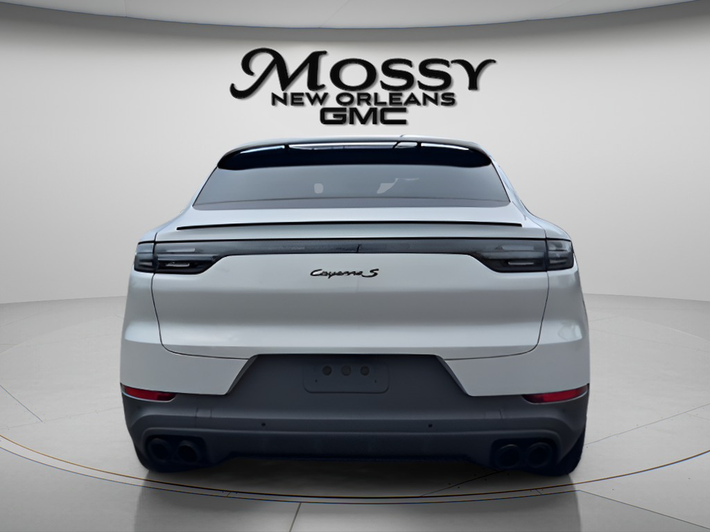 2023 Porsche Cayenne S