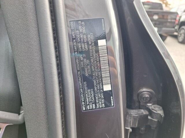 2025 Volvo XC60 Plus