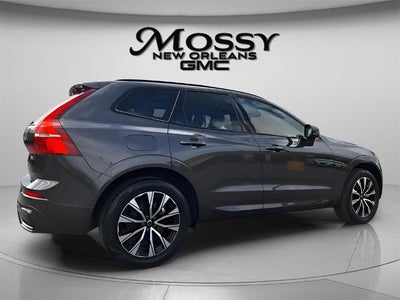 2025 Volvo XC60 Plus