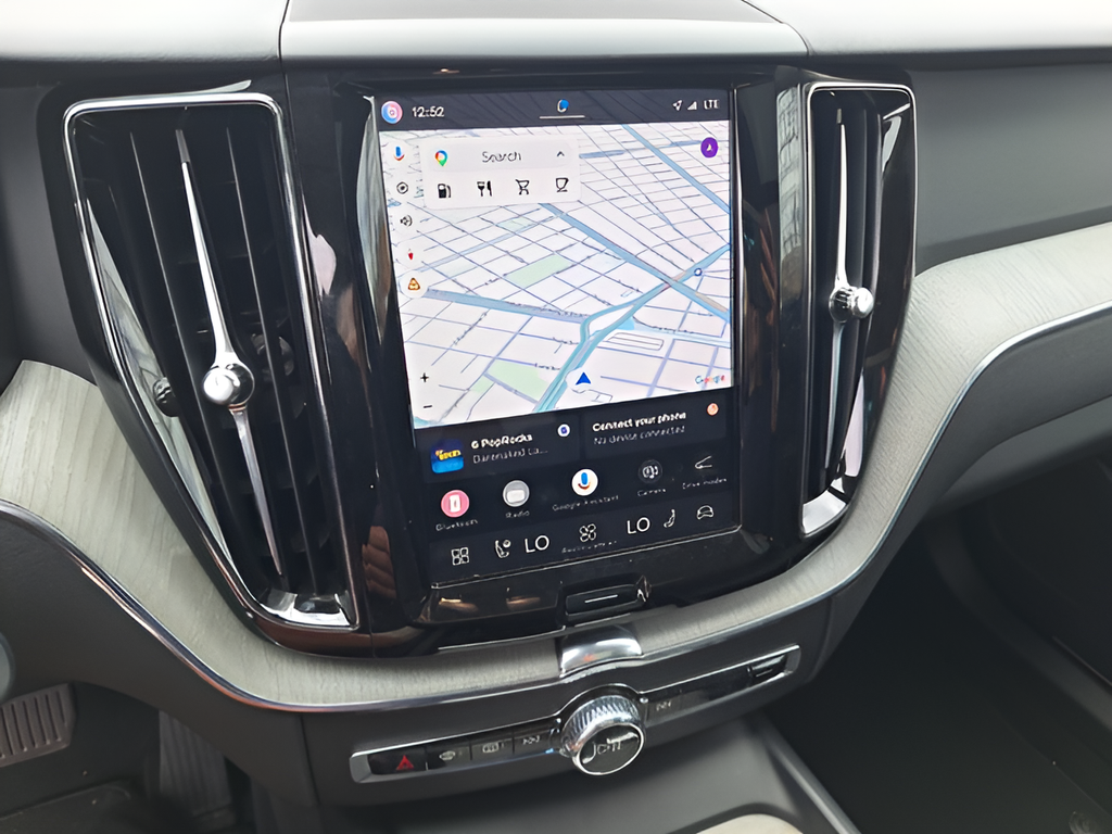 2025 Volvo XC60 Plus
