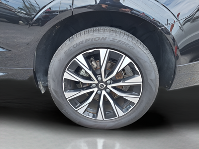 2025 Volvo XC60 Plus