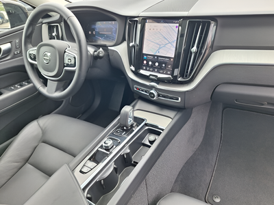 2025 Volvo XC60 Plus