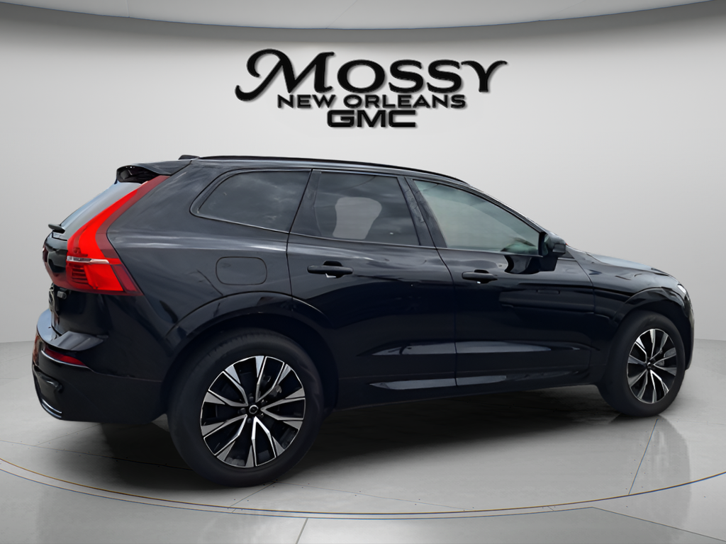 2025 Volvo XC60 Plus