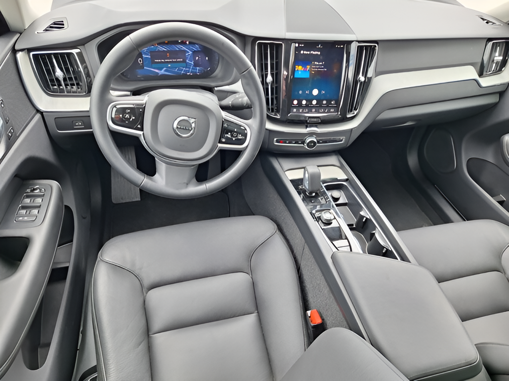2025 Volvo XC60 Plus